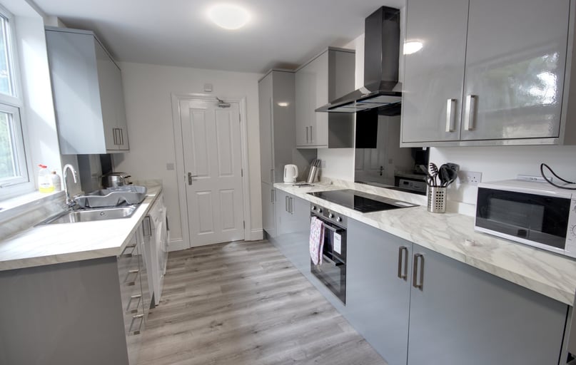 Beechcrest, Nevilles Cross, Durham - Image 1