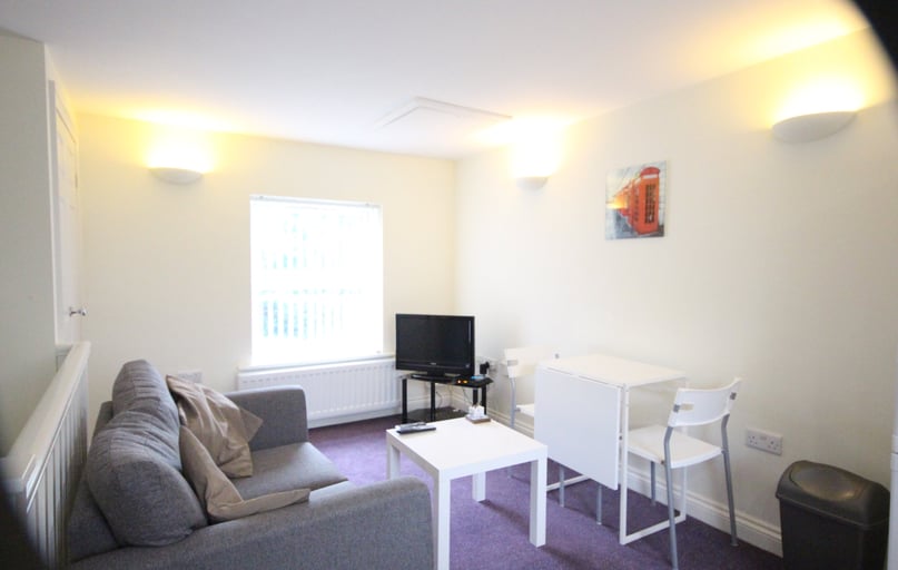 Gilesgate (L), Gilesgate, Durham - Image 1