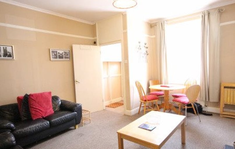 Wanless Terrace (L), Claypath, Durham - Image 1