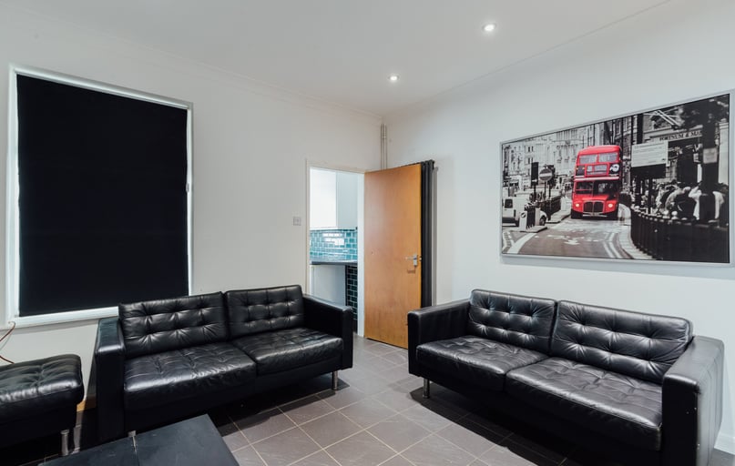 Station Street, City Centre, Loughborough - Image 1