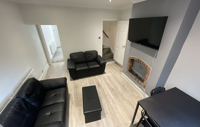 Paget Street, City Centre, Loughborough - Image 1