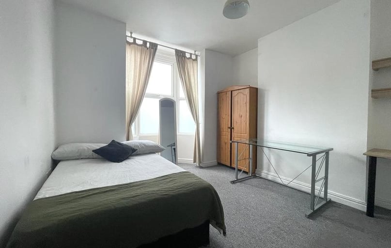 Carholme Road, West End, Lincoln - Image 1