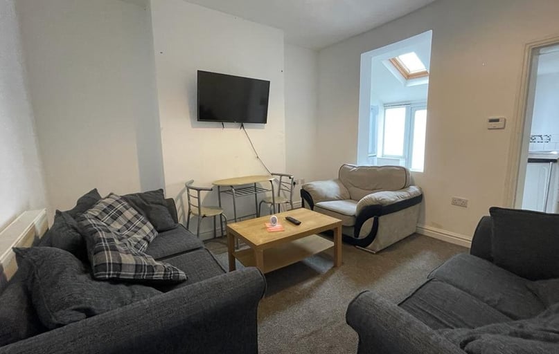 Carholme Road, West End, Lincoln - Image 1