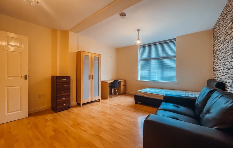 Market Street, City Centre, Loughborough - Image 1