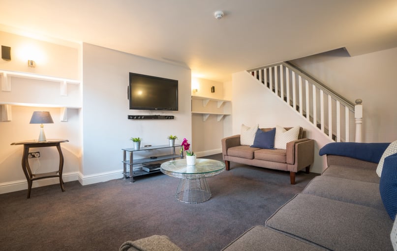 Brudenell View, Hyde Park, Leeds - Image 1