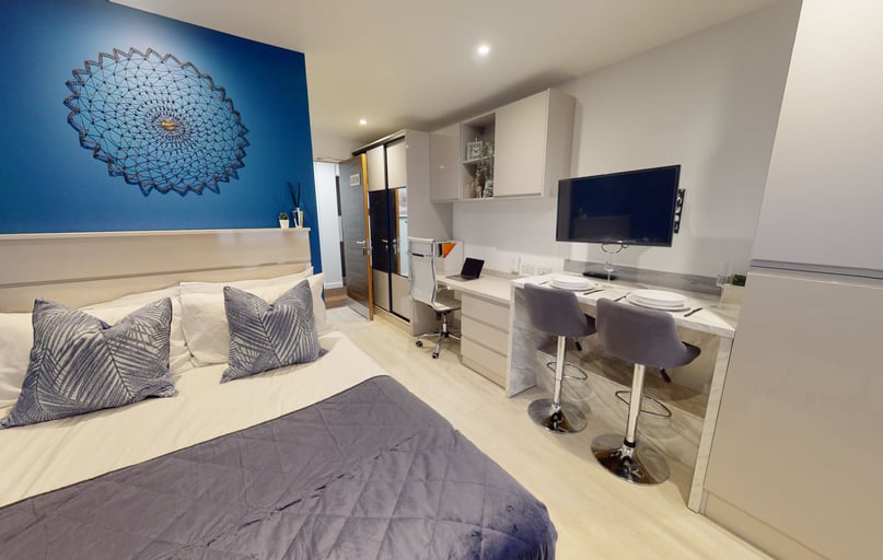 Premium Studio, 79 Silver Street, Katesgrove, Reading - Image 1