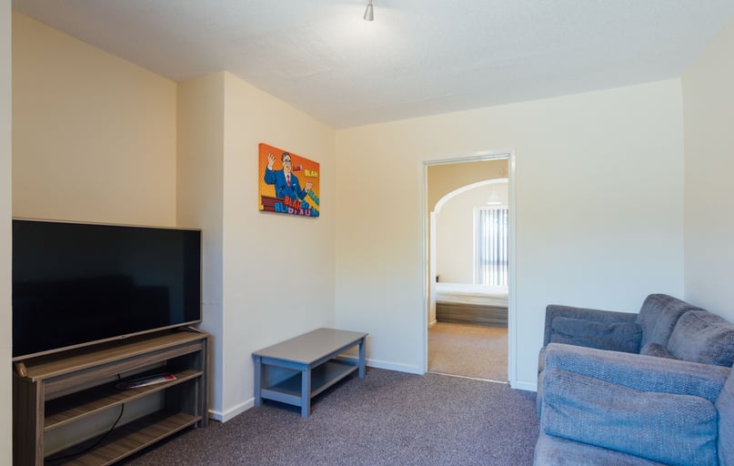 Holywell Drive, City Centre, Loughborough - Image 1