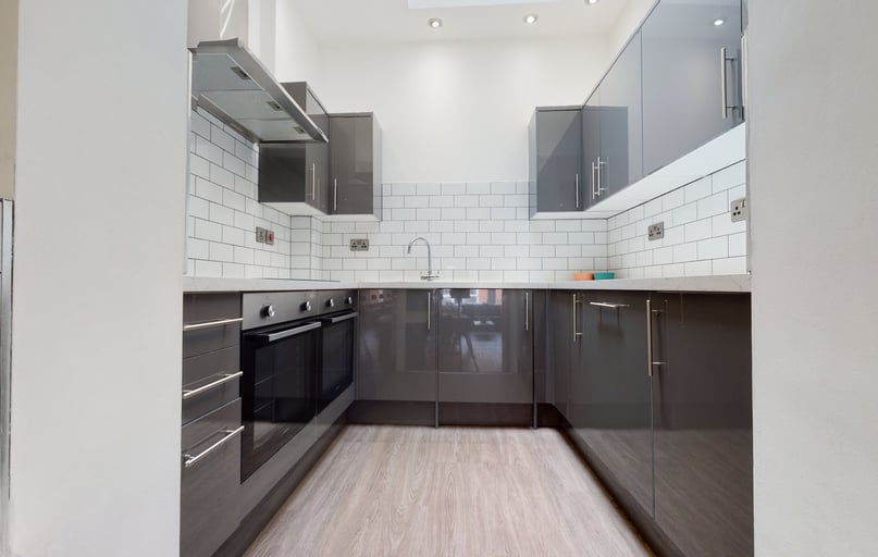 Alfreton Road, Radford, Nottingham - Image 1