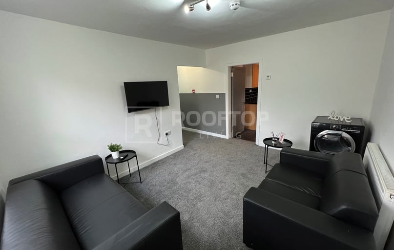 Woodhouse Lane, Woodhouse, Leeds - Image 1