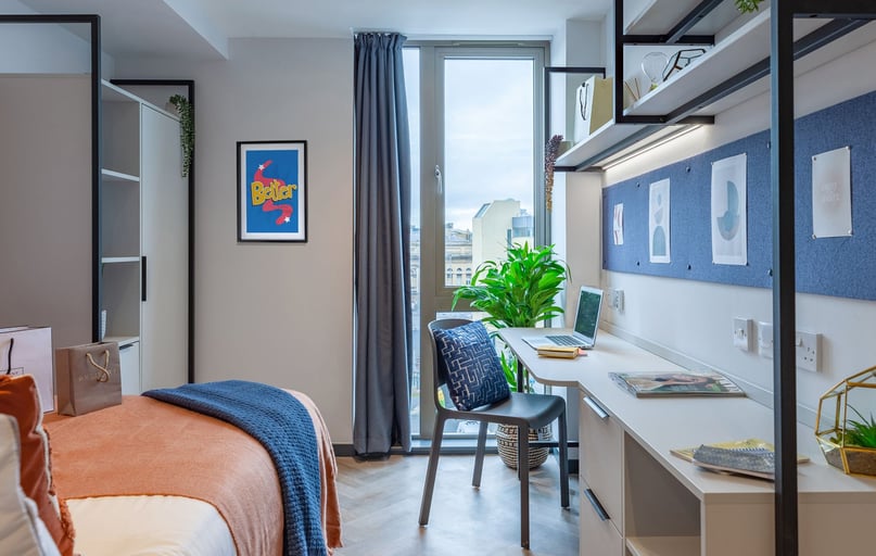 Silver Club Plus, Limelight, 48 Islington, Liverpool John Moores University, Liverpool - Image 1