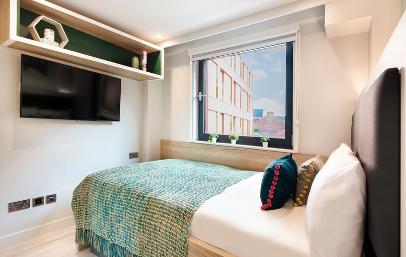 Neo Apartment, Iconinc, Gravity, Beaumont Fee, City Centre, Lincoln - Image 1