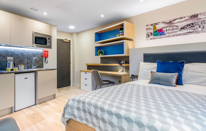 Smart Apartment, Iconinc, Gravity, Beaumont Fee, City Centre, Lincoln - Image 1