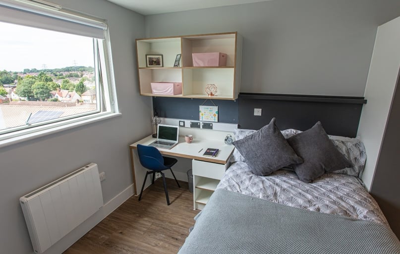 2 Bed Apartment, West Way Square, 5 West Way Square, Cowley, Oxford - Image 1