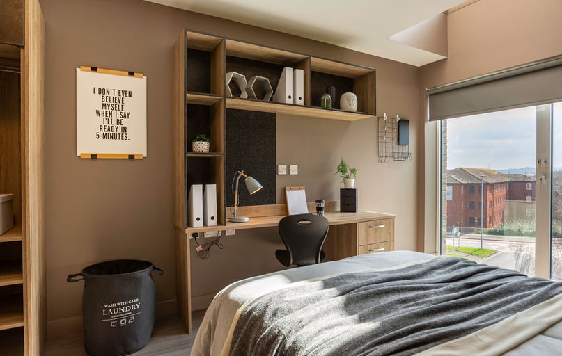 Terraced Duplex Apartment, West Gate, Frog Street, Pennsylvania, Exeter - Image 1