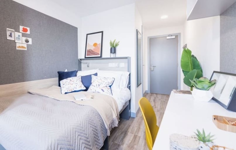 Platinum Plus Ensuite, ONYX, 60 Lancaster Street, City Centre, Birmingham - Image 1