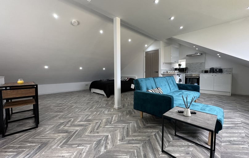 Queens Road, Hyde Park, Leeds - Image 1