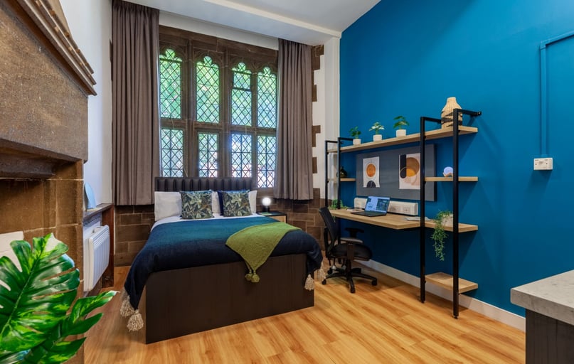 Classic Plus Studio, The Priory, Springfield Mount, University Of Leeds, Leeds - Image 1