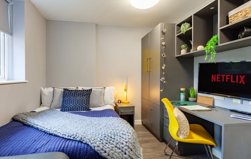 Premium Studio, Allen Court, 1 Cromwell Range, Fallowfield, Manchester - Image 1