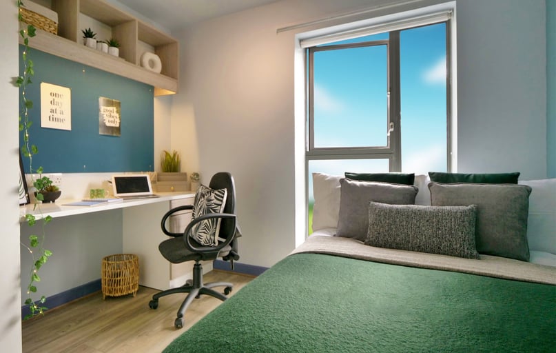 Premium Room, Bright House, Kingston Hall Road, City Centre, Kingston - Image 1