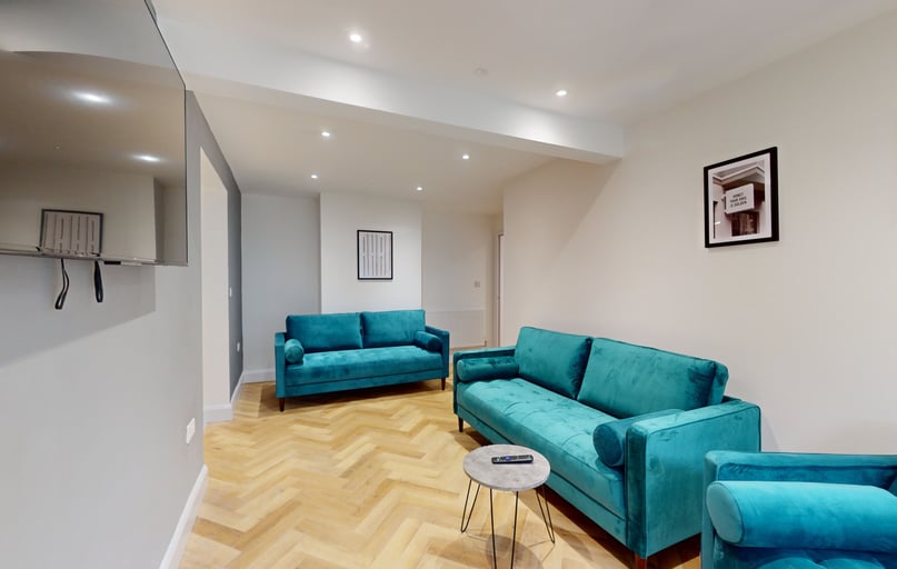 Brookfield Avenue, City Centre, Loughborough - Image 1