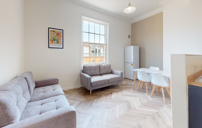 Blenheim Terrace, Woodhouse, Leeds - Image 1