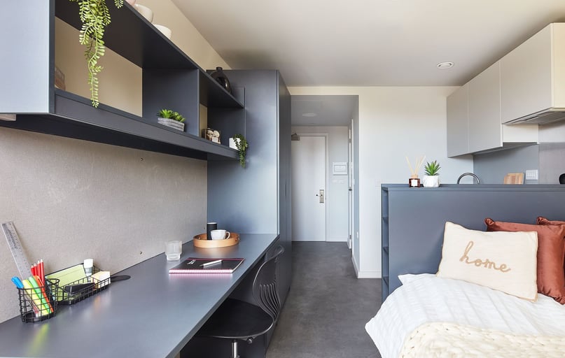 Premium Accessible Studio, Ravilious House, Lewes Road, Brighton - Image 1