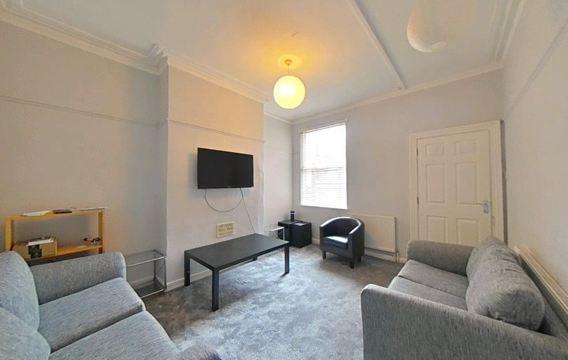 Herrick Road, City Centre, Loughborough - Image 1