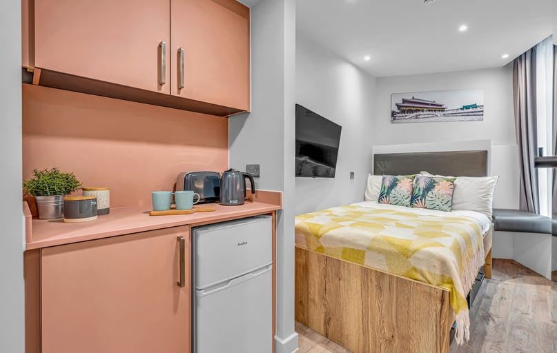 Nest Apartment, Iconinc, Gravity, Beaumont Fee, City Centre, Lincoln - Image 1