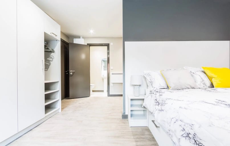 Monument House, City Centre, Newcastle - Image 1