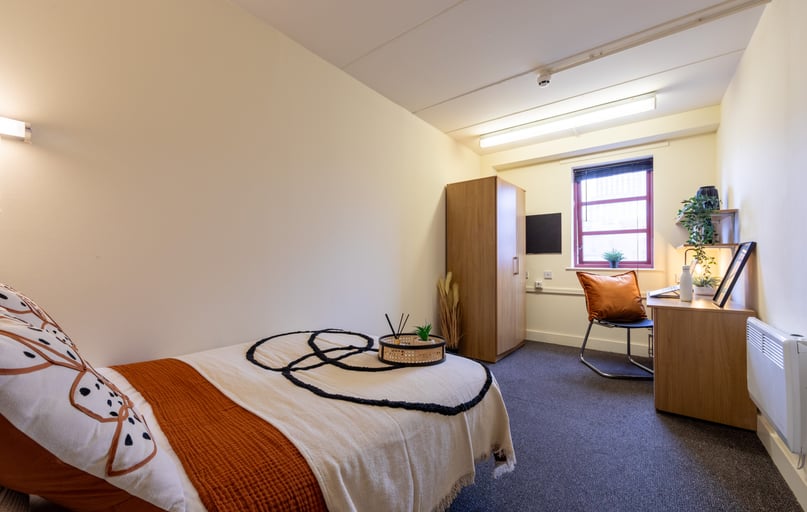 Bronze Non Ensuite - Large, Manchester Student Village, Lower Chatham Street, City Centre, Manchester - Image 1