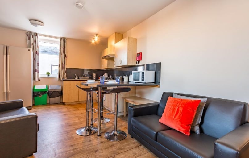 Classic 3 Bed Ensuite, Chambers 51, Short Street, City Centre, Wolverhampton - Image 1