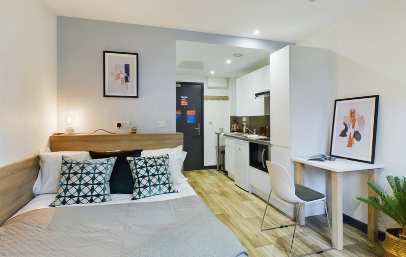 Bronze Studio, Eden Square, Stoney Stanton Road, City Centre, Coventry - Image 1