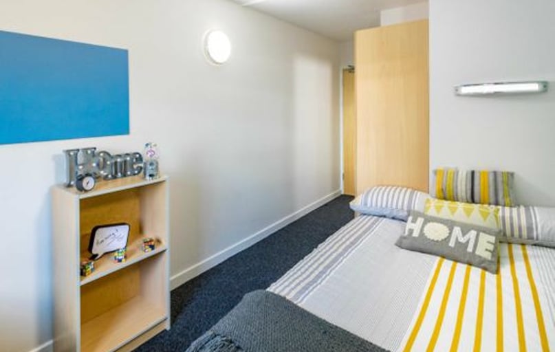 Ensuite, Leighton Hall, Leighton Street, City Centre, Preston - Image 1