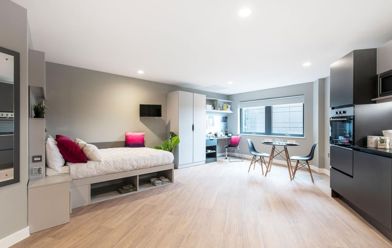 Deluxe Studio, Clifford House, Stadium Way, Pennsylvania, Exeter - Image 1