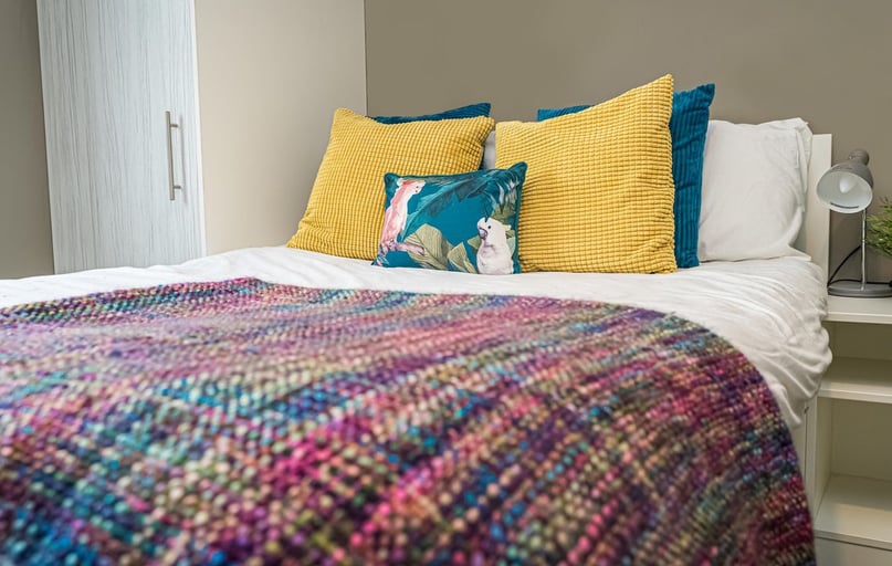 One Bedroom Apartment, Scotway House, 165 Castlebank Street  , Broomhill, Glasgow - Image 1