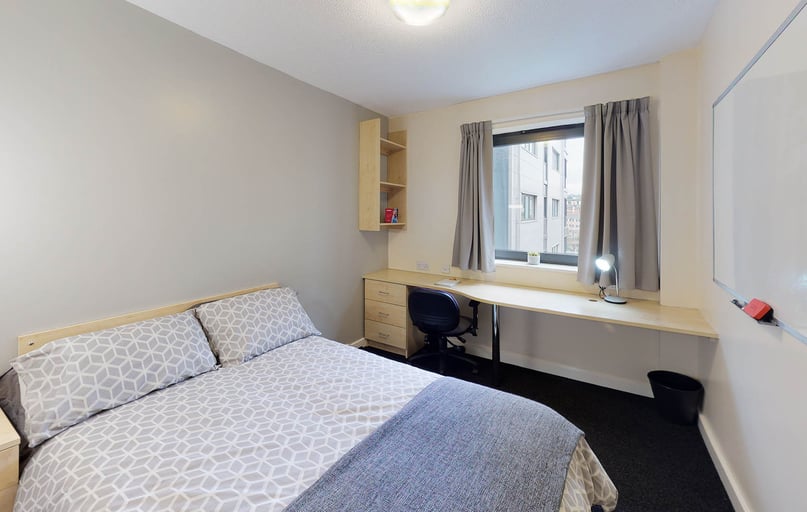 Premium 5 Bed Ensuite, The Pinnacles, Broad Street, City Centre, Sheffield - Image 1