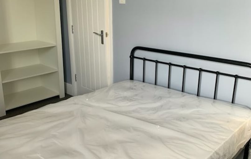 Beverley Road, Newland, Hull - Image 1