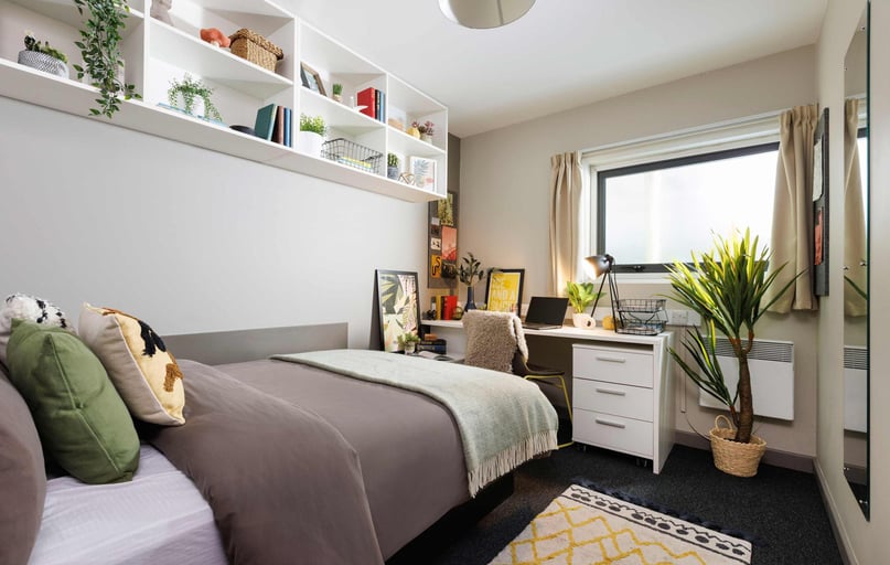 Gold En Suite, Exchange Works, Arundel Street, City Centre, Sheffield - Image 1