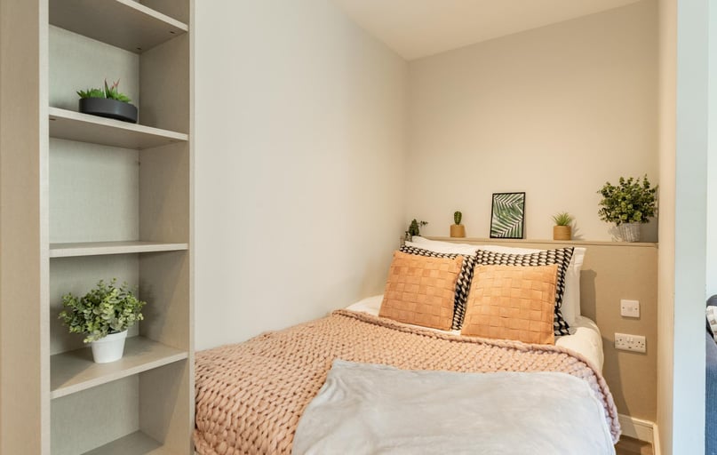 Standard Studio, Redvers Tower, Union Street, City Centre, Sheffield - Image 1