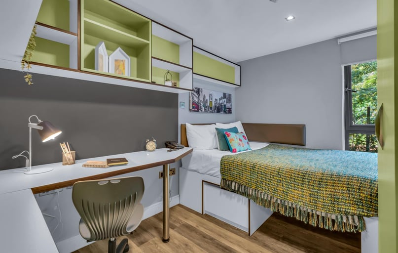 Neo Apartment, Iconinc, The Glassworks, Cardigan Road, Burley, Leeds - Image 1