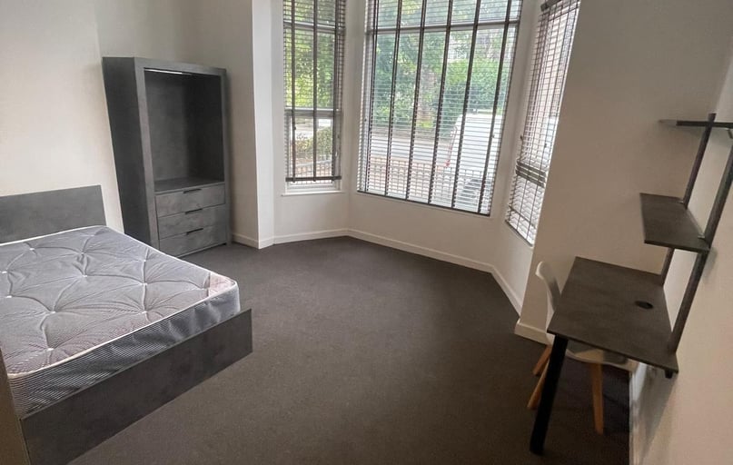 Cardigan Road, Headingley, Leeds - Image 1