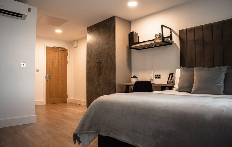 Studio Edition III, Volume Works, 37-40 Hanley Street, Newtown, Birmingham - Image 1