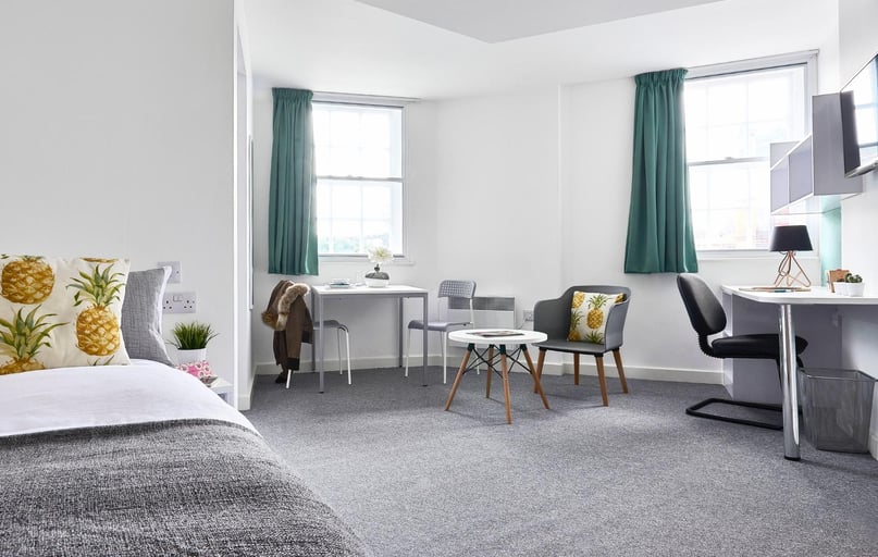 Deluxe Plus Studio, The Glassworks, 60 Newarke Street, City Centre, Leicester - Image 1