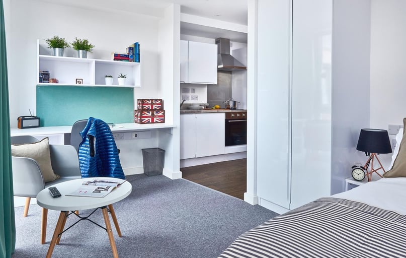 Deluxe Studio, The Glassworks, 60 Newarke Street, City Centre, Leicester - Image 1