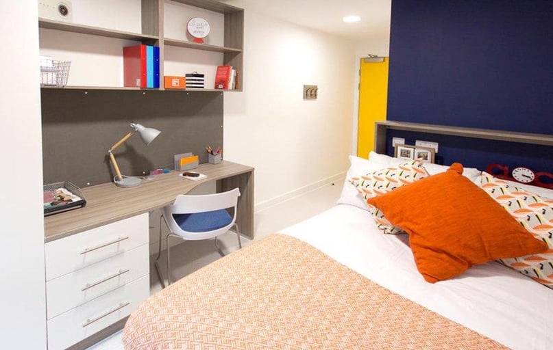 Bronze Plus Ensuite, Foundry Courtyard, 214 Kennedy Street, Glasgow Caledonian University, Glasgow - Image 1