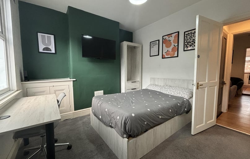 Paget Street, City Centre, Loughborough - Image 1