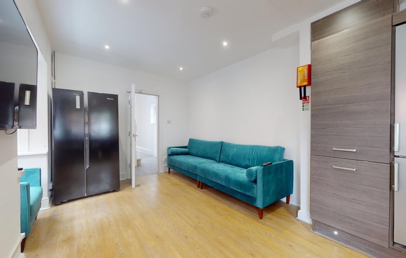 Royland Road, City Centre, Loughborough - Image 1