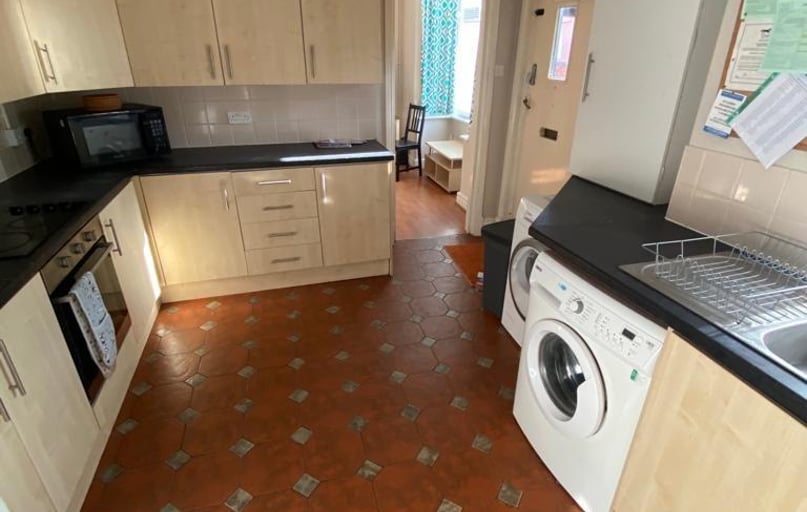 Burleigh Road, City Centre, Loughborough - Image 1