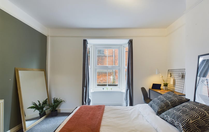 Charles Street West, West End, Lincoln - Image 1