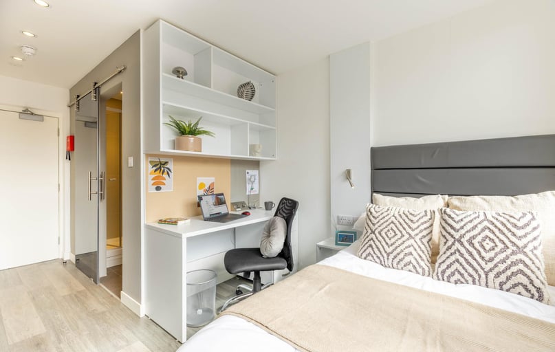 Deluxe Studio, Miura, 33 Curzon Street, City Centre, Nottingham - Image 1